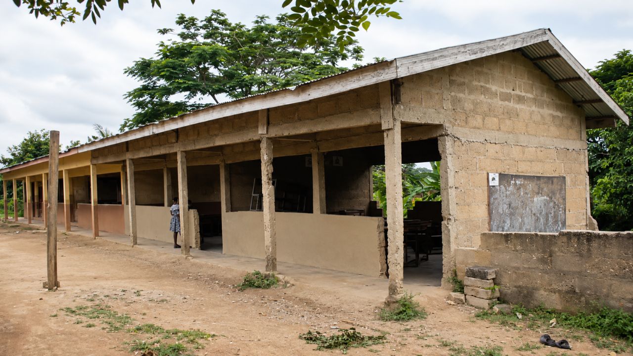 CHIEF APPEALS FOR SUPPORT TO RENOVATE DEPLORABLE BASIC SCHOOL.